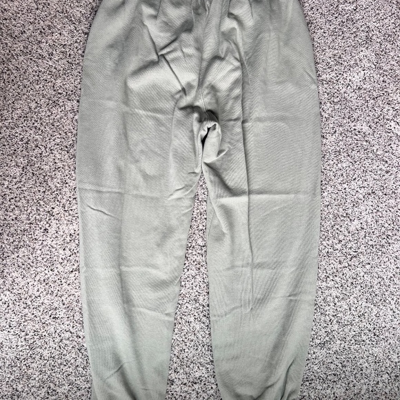 Hollister Sweatpants - Picture 2 of 3